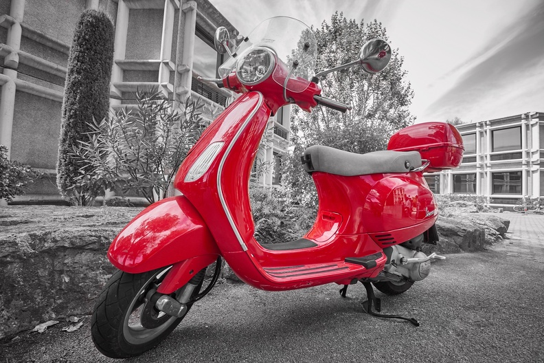 vespa_20547609199_o.jpg